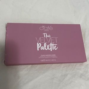 Ciaté London - Velvet Eyeshadow Palette